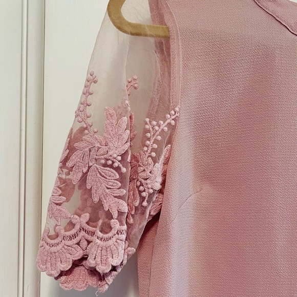 White Embroidered Top - Picture 6 of 7